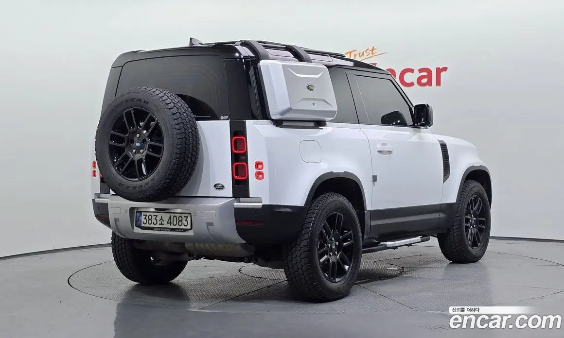 Land Rover Defender 2021 3.0 автомат (гидро), фото 1 Land Rover Defender 2021 3.0 автомат (гидро), фото 1