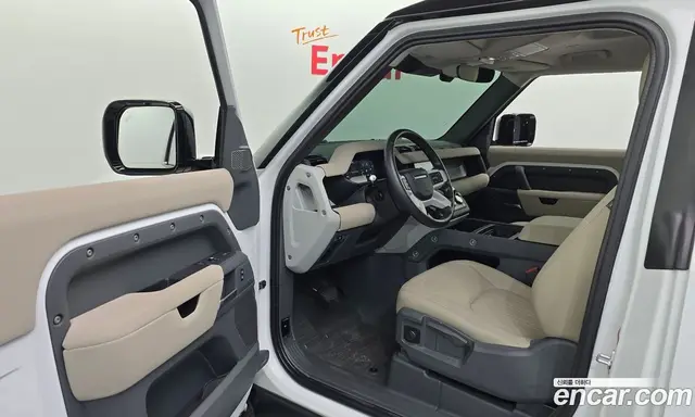 Land Rover Defender 2021 3.0 автомат (гидро), миниатюра 12