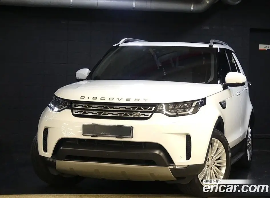 Land Rover Discovery 2017 3.0 автомат (гидро), фото 1 Land Rover Discovery 2017 3.0 автомат (гидро), фото 1