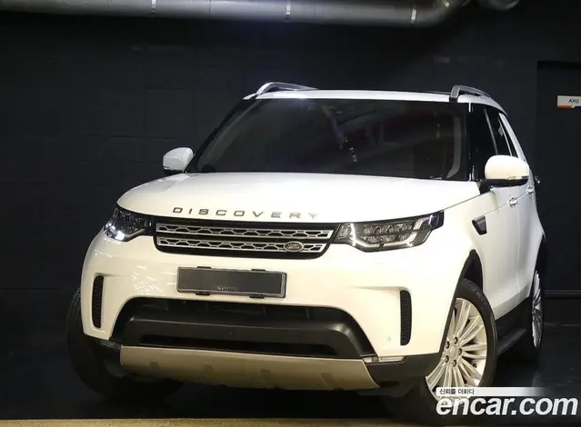 Land Rover Discovery, 2017, 137 000 км Land Rover Discovery, 2017, 137 000 км