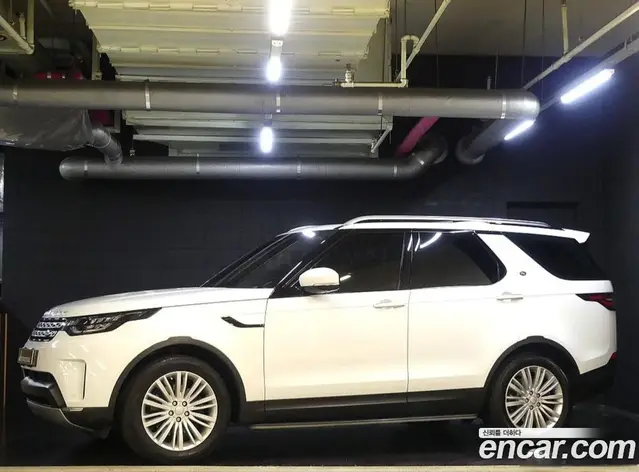 Land Rover Discovery 2017 3.0 автомат (гидро), миниатюра 2 Land Rover Discovery 2017 3.0 автомат (гидро), миниатюра 2