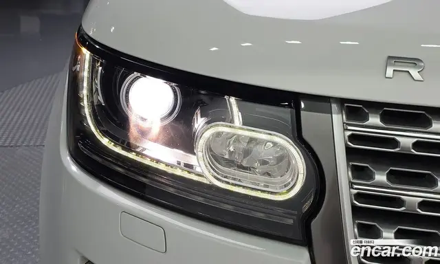 Land Rover Range Rover 2016 5.0 автомат (гидро), миниатюра 8 Land Rover Range Rover 2016 5.0 автомат (гидро), миниатюра 8