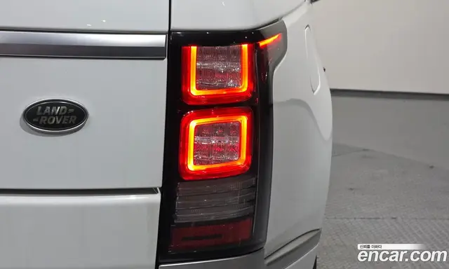 Land Rover Range Rover 2016 5.0 автомат (гидро), миниатюра 9 Land Rover Range Rover 2016 5.0 автомат (гидро), миниатюра 9