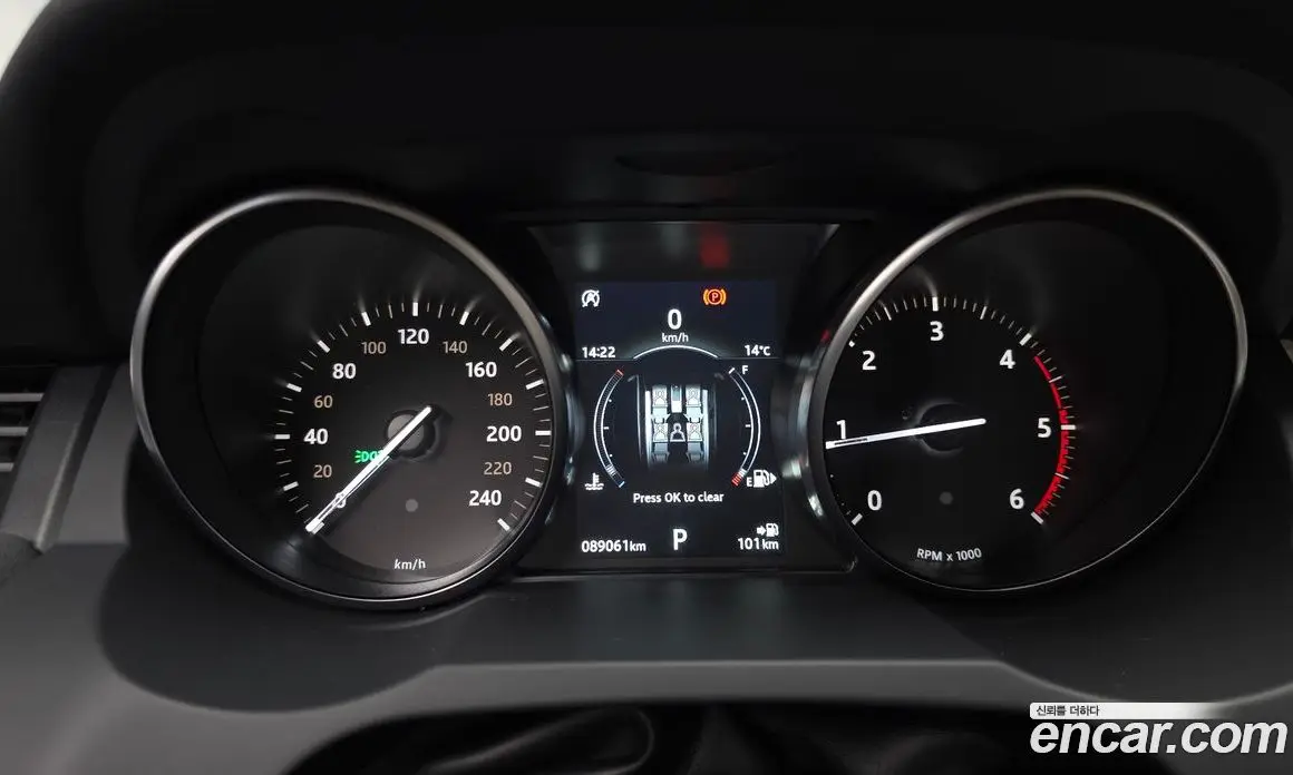 Land Rover Range Rover Evoque 2019 2.0 автомат (гидро), фото 11