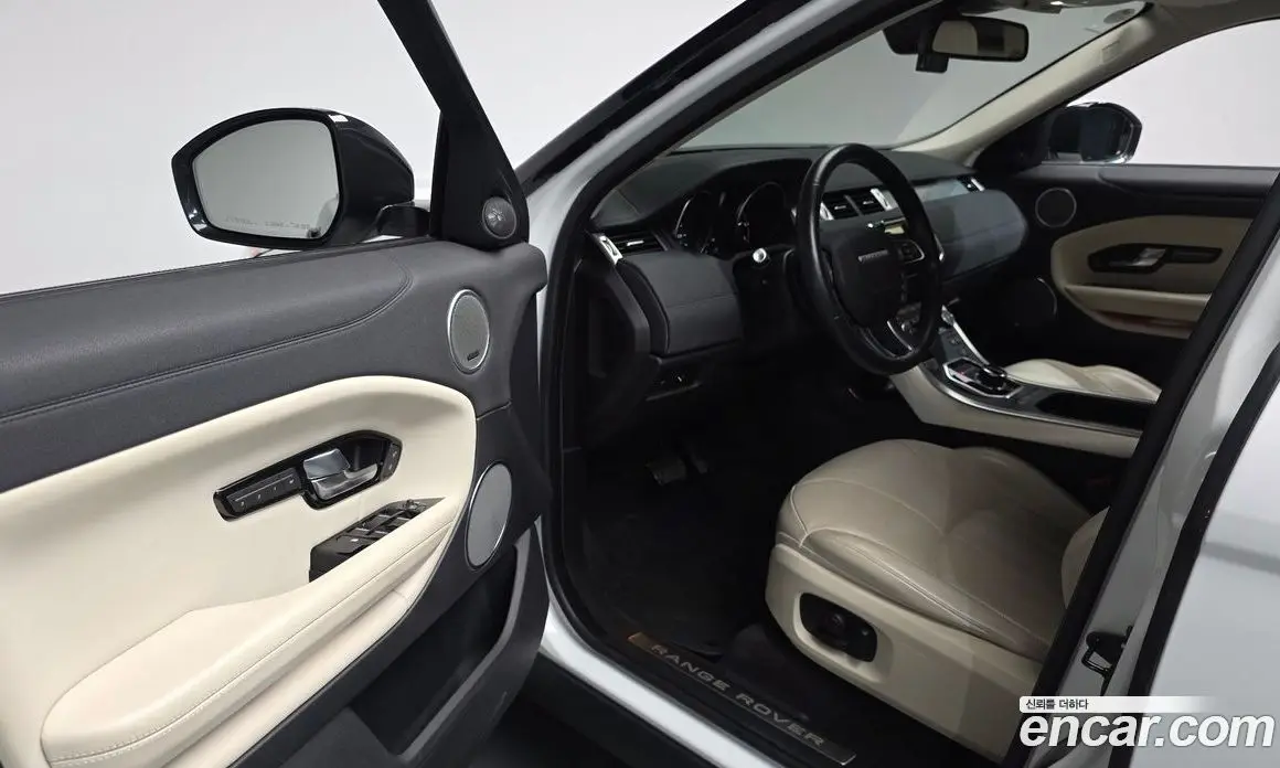Land Rover Range Rover Evoque 2019 2.0 автомат (гидро), фото 13