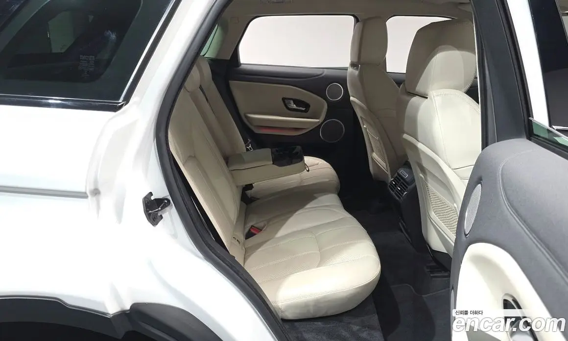 Land Rover Range Rover Evoque 2019 2.0 автомат (гидро), фото 17