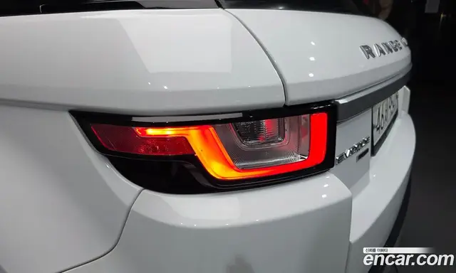Land Rover Range Rover Evoque 2019 2.0 автомат (гидро), миниатюра 9