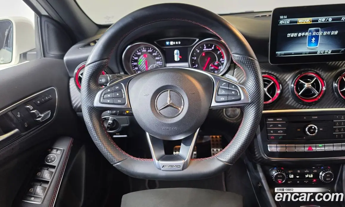 Mercedes-Benz A-Class 2018 2.0 автомат (гидро), фото 18 Mercedes-Benz A-Class 2018 2.0 автомат (гидро), фото 18