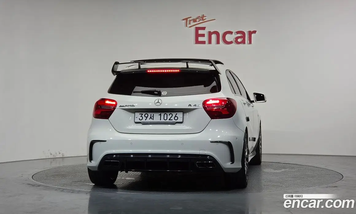Mercedes-Benz A-Class 2018 2.0 автомат (гидро), фото 4 Mercedes-Benz A-Class 2018 2.0 автомат (гидро), фото 4