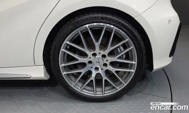 Mercedes-Benz A-Class 2018 2.0 автомат (гидро), миниатюра 7 Mercedes-Benz A-Class 2018 2.0 автомат (гидро), миниатюра 7