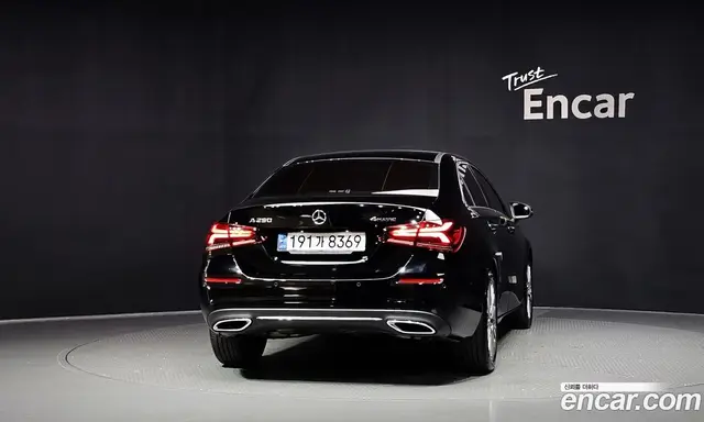 Mercedes-Benz A-Class 2020 2.0 автомат (гидро), миниатюра 4