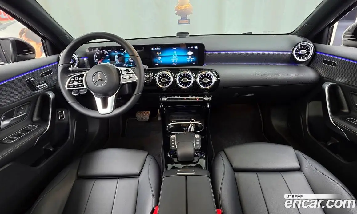 Mercedes-Benz A-Class 2020 2.0 автомат (гидро), фото 10