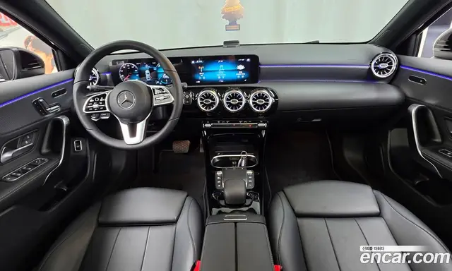 Mercedes-Benz A-Class 2020 2.0 автомат (гидро), миниатюра 10