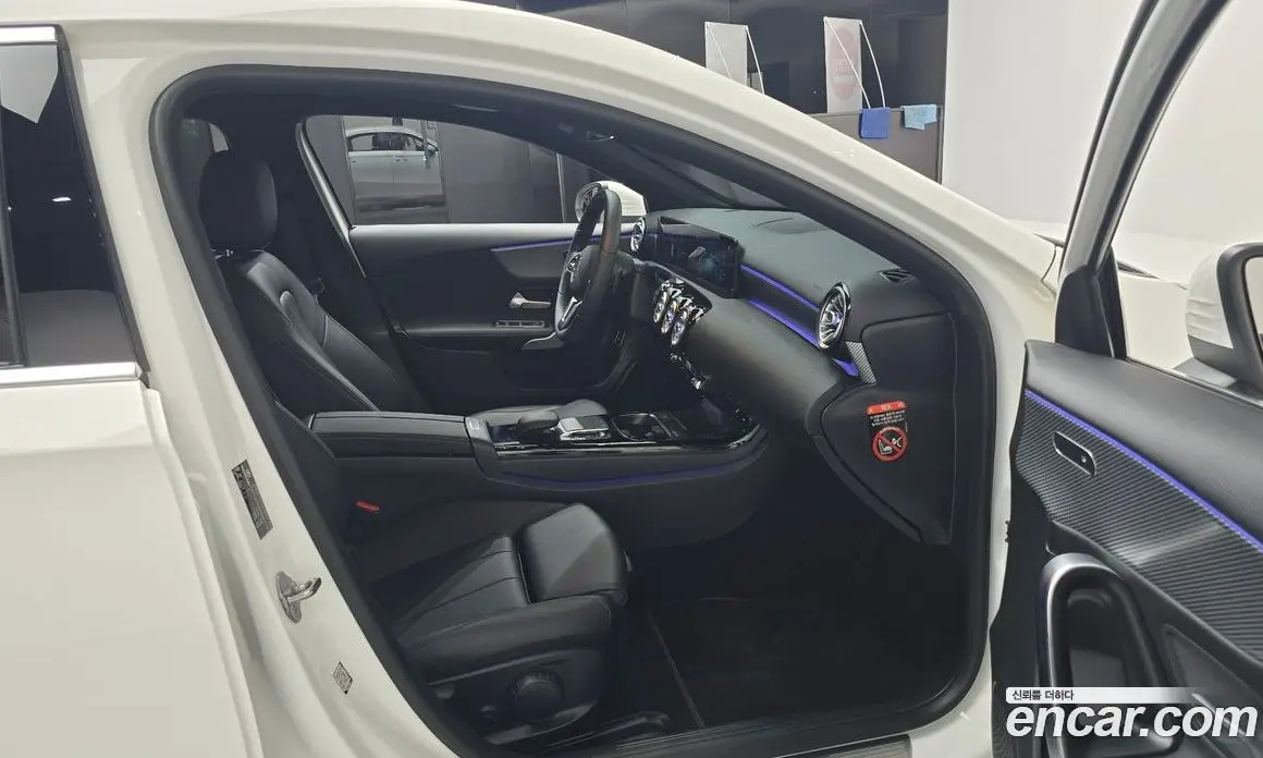 Mercedes-Benz A-Class 2021 2.0 автомат (гидро), фото 15
