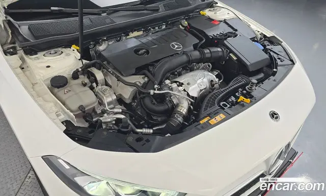 Mercedes-Benz A-Class 2021 2.0 автомат (гидро), миниатюра 5