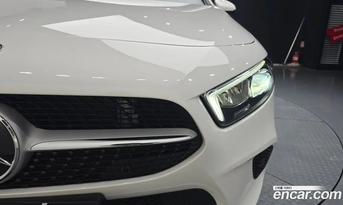 Mercedes-Benz A-Class 2021 2.0 автомат (гидро), фото 7