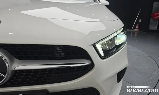 Mercedes-Benz A-Class 2021 2.0 автомат (гидро), миниатюра 7