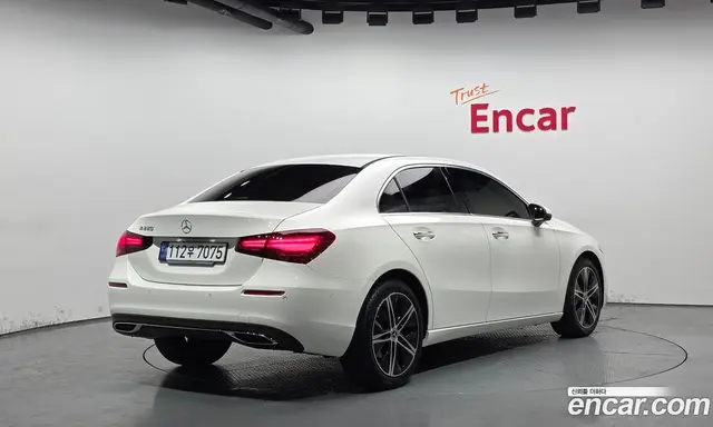 Mercedes-Benz A-Class 2024 2.0 автомат (гидро), миниатюра 2 Mercedes-Benz A-Class 2024 2.0 автомат (гидро), миниатюра 2