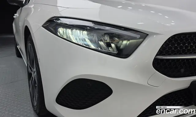 Mercedes-Benz A-Class 2024 2.0 автомат (гидро), миниатюра 8 Mercedes-Benz A-Class 2024 2.0 автомат (гидро), миниатюра 8