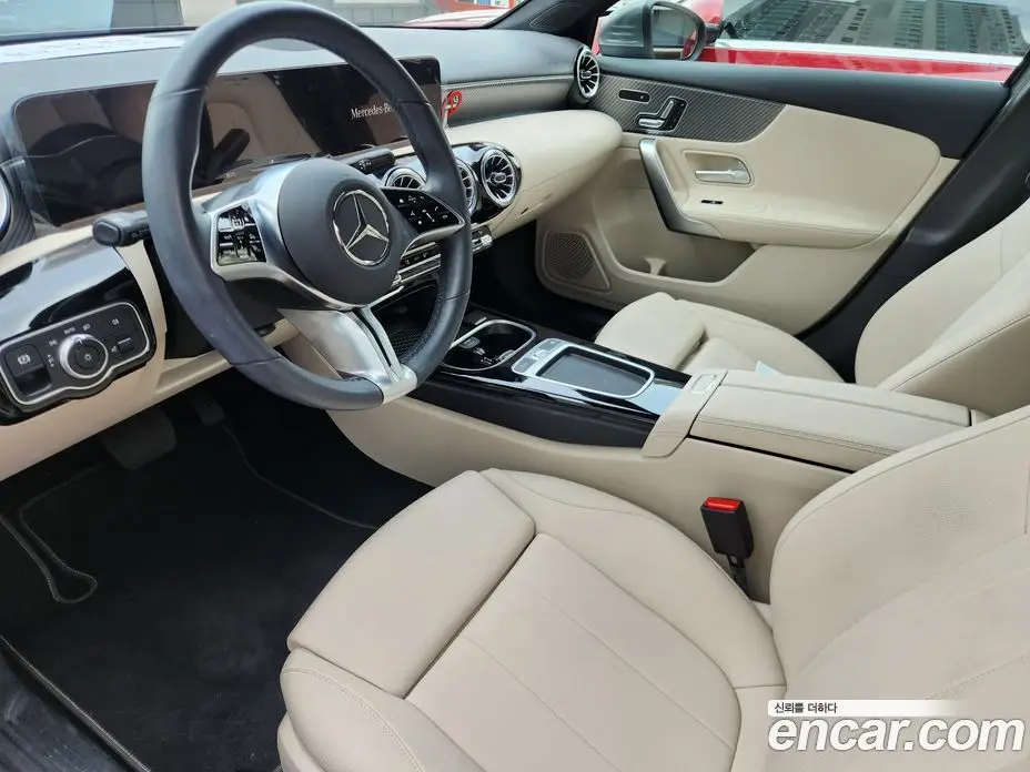 Mercedes-Benz A-Class 2025 2.0 автомат (гидро), фото 3