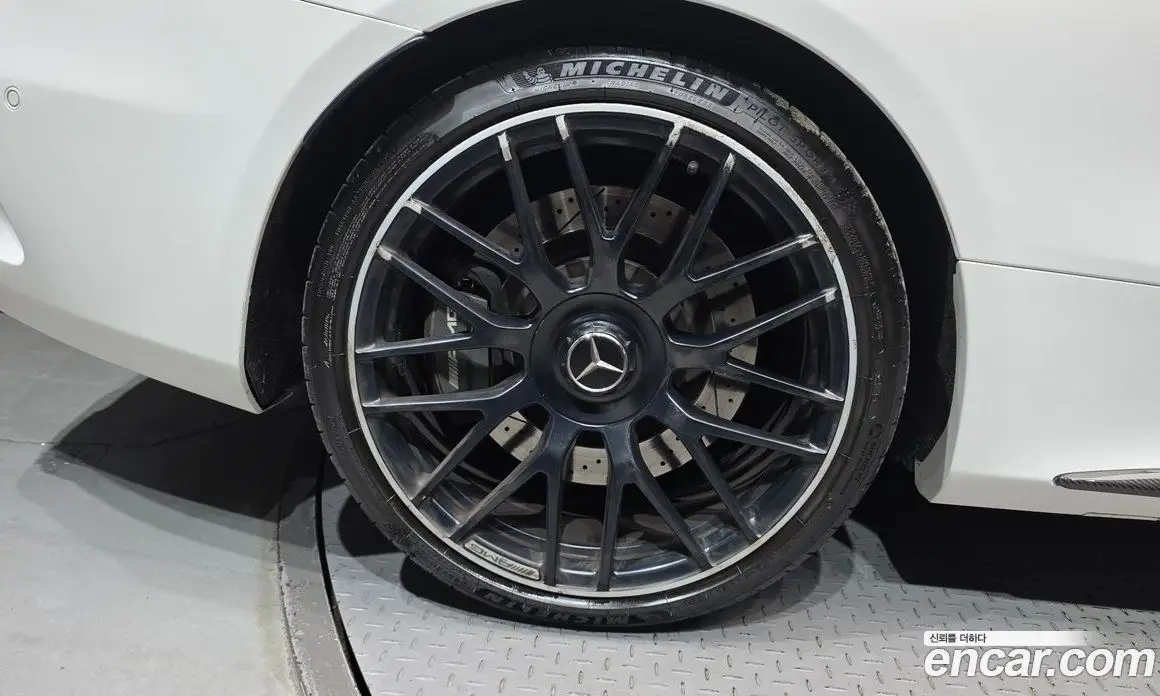 Mercedes-Benz C-Class 2018 4.0 автомат (гидро), фото 5