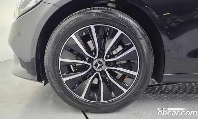 Mercedes-Benz C-Class 2019 2.0 автомат (гидро), миниатюра 4 Mercedes-Benz C-Class 2019 2.0 автомат (гидро), миниатюра 4