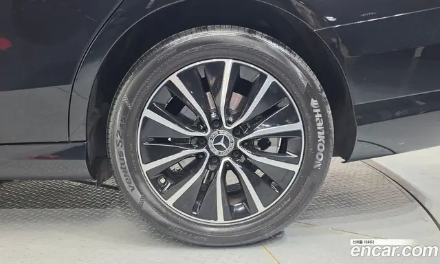 Mercedes-Benz C-Class 2019 2.0 автомат (гидро), миниатюра 6 Mercedes-Benz C-Class 2019 2.0 автомат (гидро), миниатюра 6