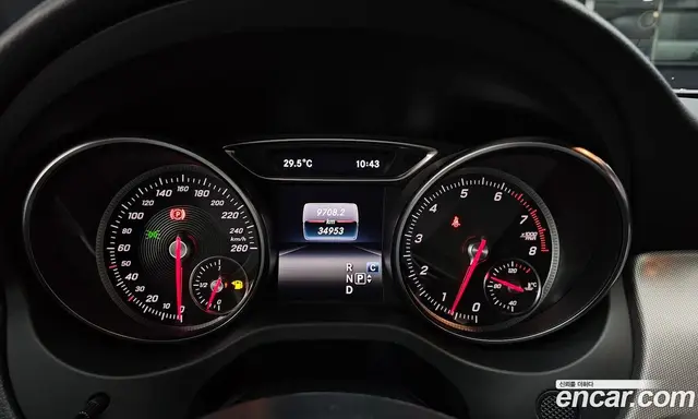 Mercedes-Benz CLA-Class 2018 2.0 автомат (гидро), миниатюра 11 Mercedes-Benz CLA-Class 2018 2.0 автомат (гидро), миниатюра 11