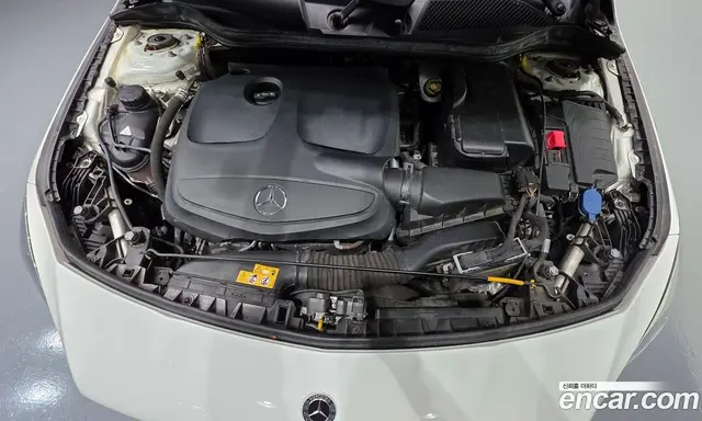 Mercedes-Benz CLA-Class 2018 2.0 автомат (гидро), миниатюра 6 Mercedes-Benz CLA-Class 2018 2.0 автомат (гидро), миниатюра 6