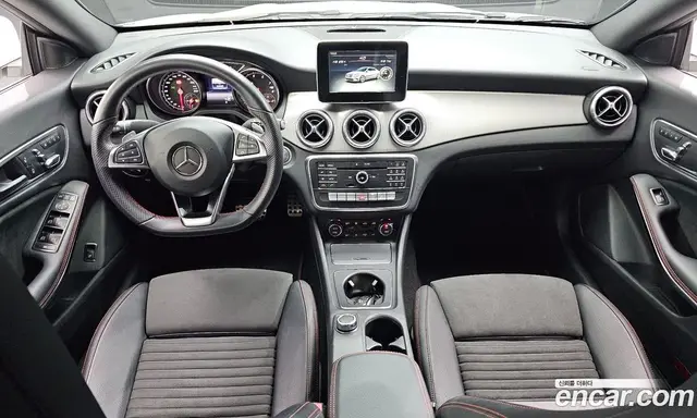 Mercedes-Benz CLA-Class 2018 2.0 автомат (гидро), миниатюра 10 Mercedes-Benz CLA-Class 2018 2.0 автомат (гидро), миниатюра 10
