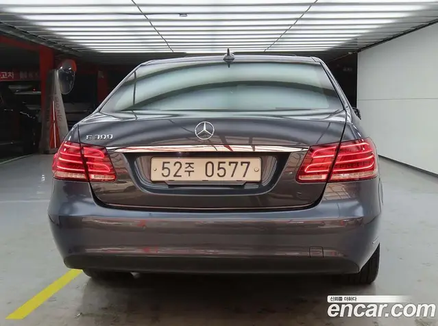 Mercedes-Benz E-Class 2015 3.5 автомат (гидро), миниатюра 3 Mercedes-Benz E-Class 2015 3.5 автомат (гидро), миниатюра 3