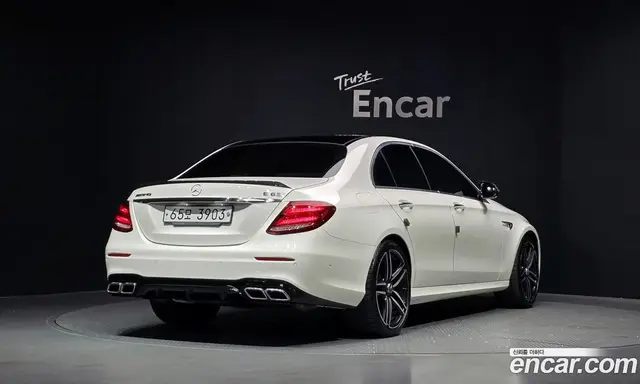 Mercedes-Benz E-Class 2018 4.0 автомат (гидро), миниатюра 2 Mercedes-Benz E-Class 2018 4.0 автомат (гидро), миниатюра 2