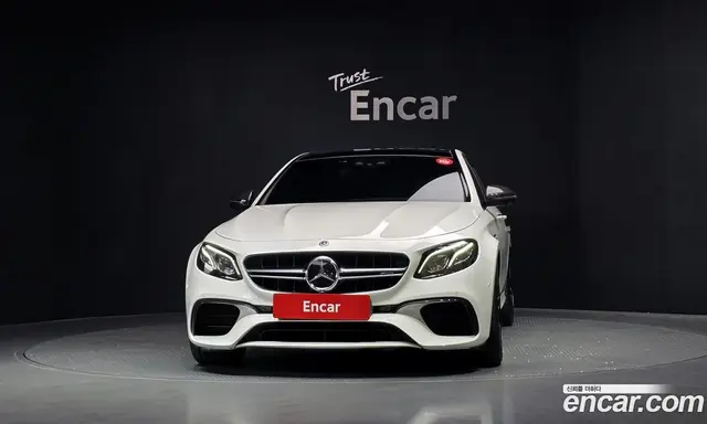 Mercedes-Benz E-Class 2018 4.0 автомат (гидро), миниатюра 3 Mercedes-Benz E-Class 2018 4.0 автомат (гидро), миниатюра 3