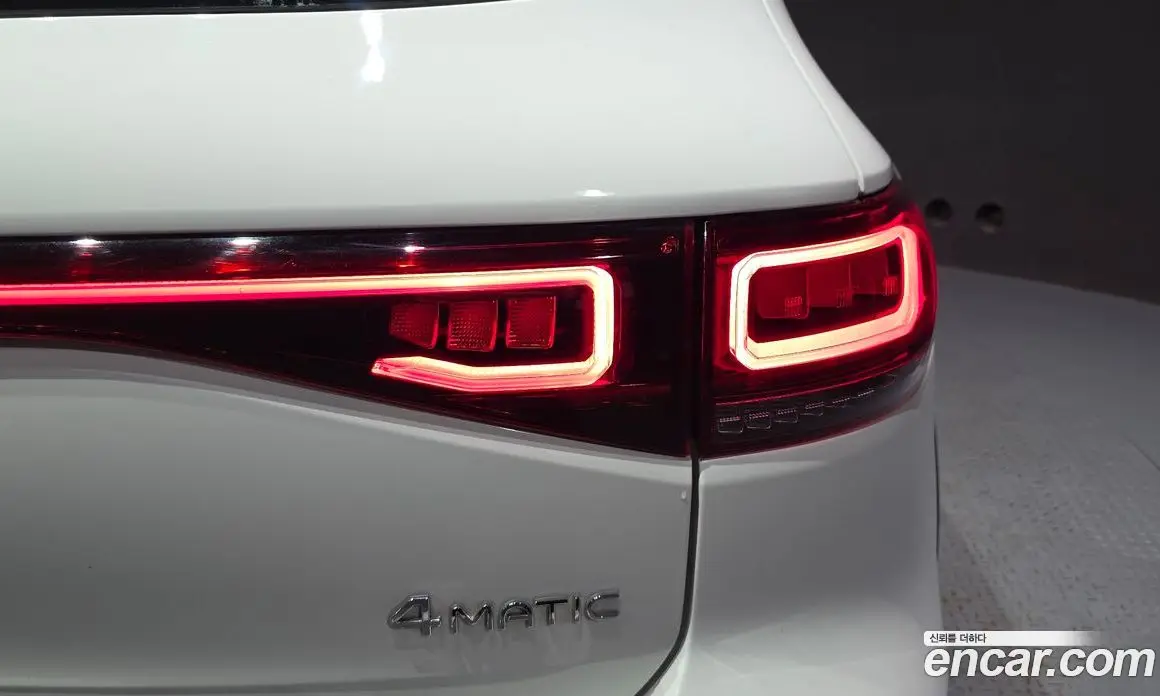 Mercedes-Benz EQB 2022 0.2 автомат (гидро), фото 9