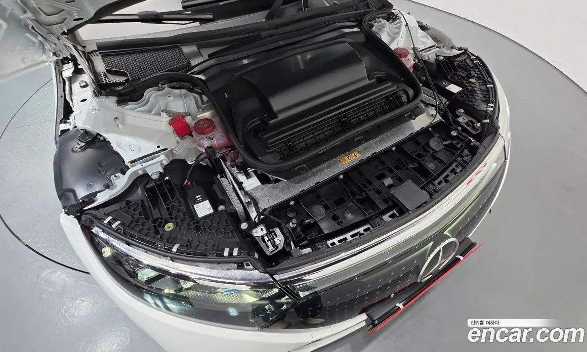 Mercedes-Benz EQS 2022 0.3 автомат (гидро), фото 6