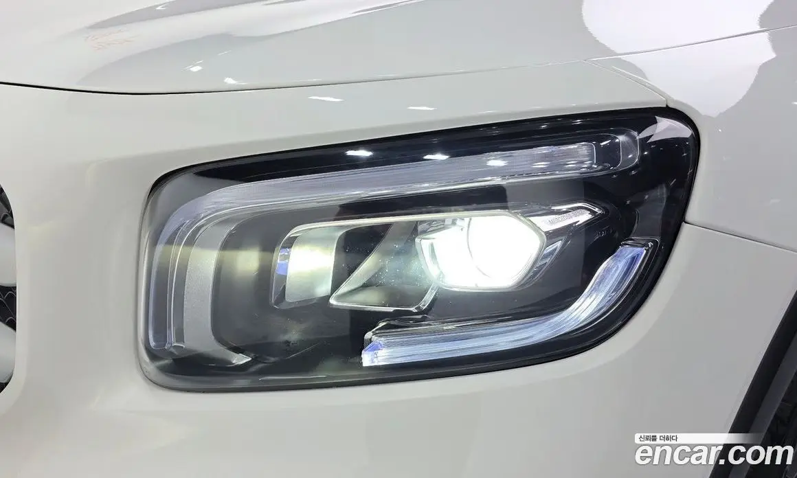 Mercedes-Benz GLB-Class 2020 2.0 автомат (гидро), фото 8
