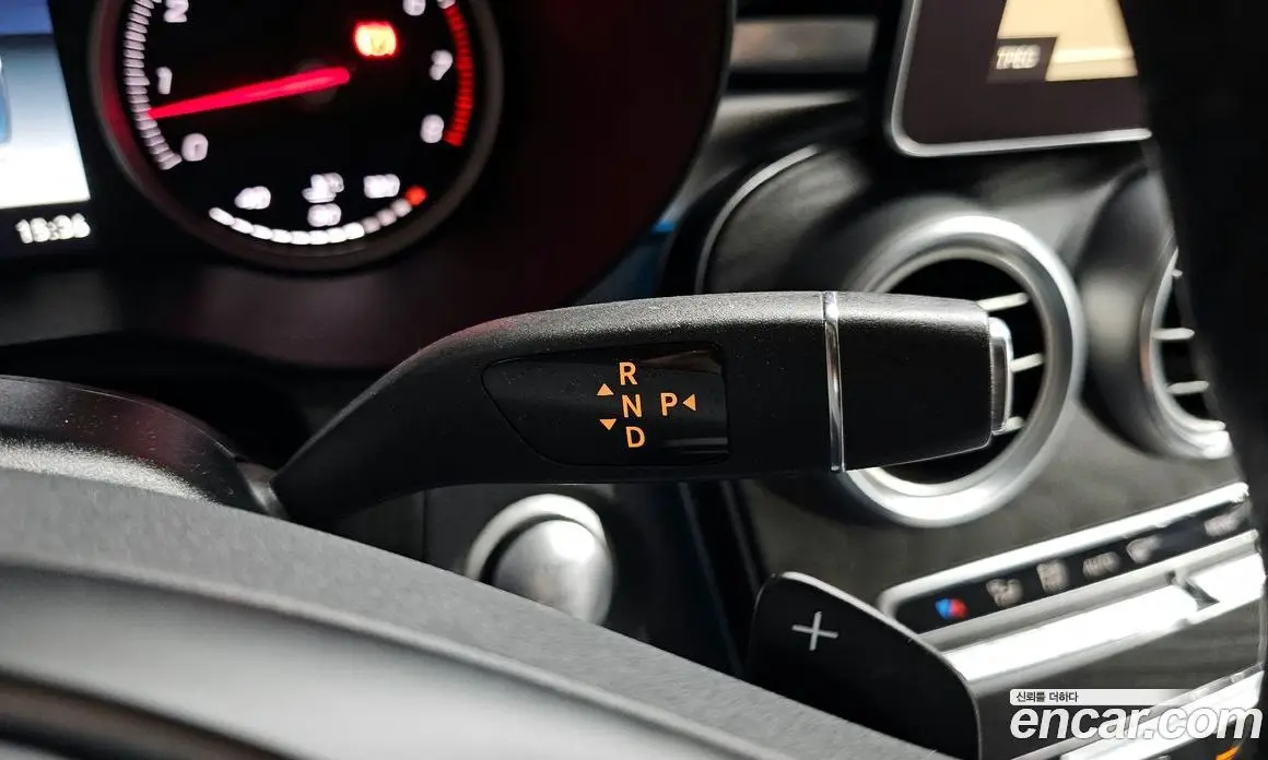 Mercedes-Benz GLC-Class 2019 2.0 автомат (гидро), фото 12