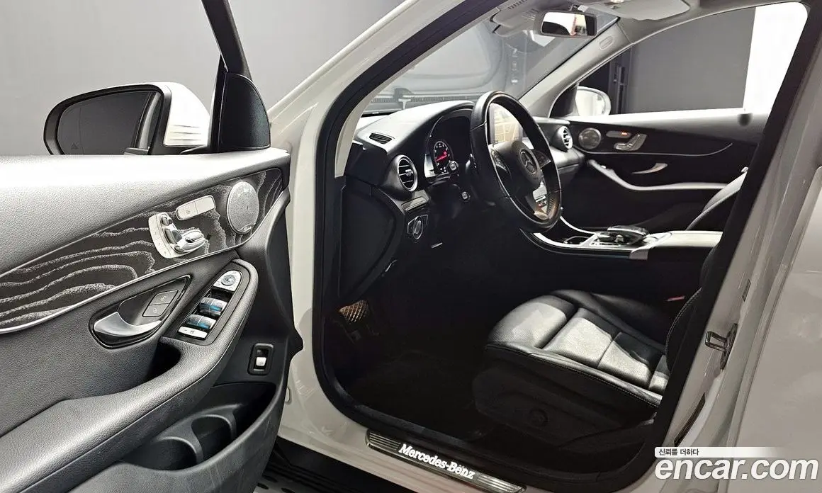 Mercedes-Benz GLC-Class 2019 2.0 автомат (гидро), фото 13