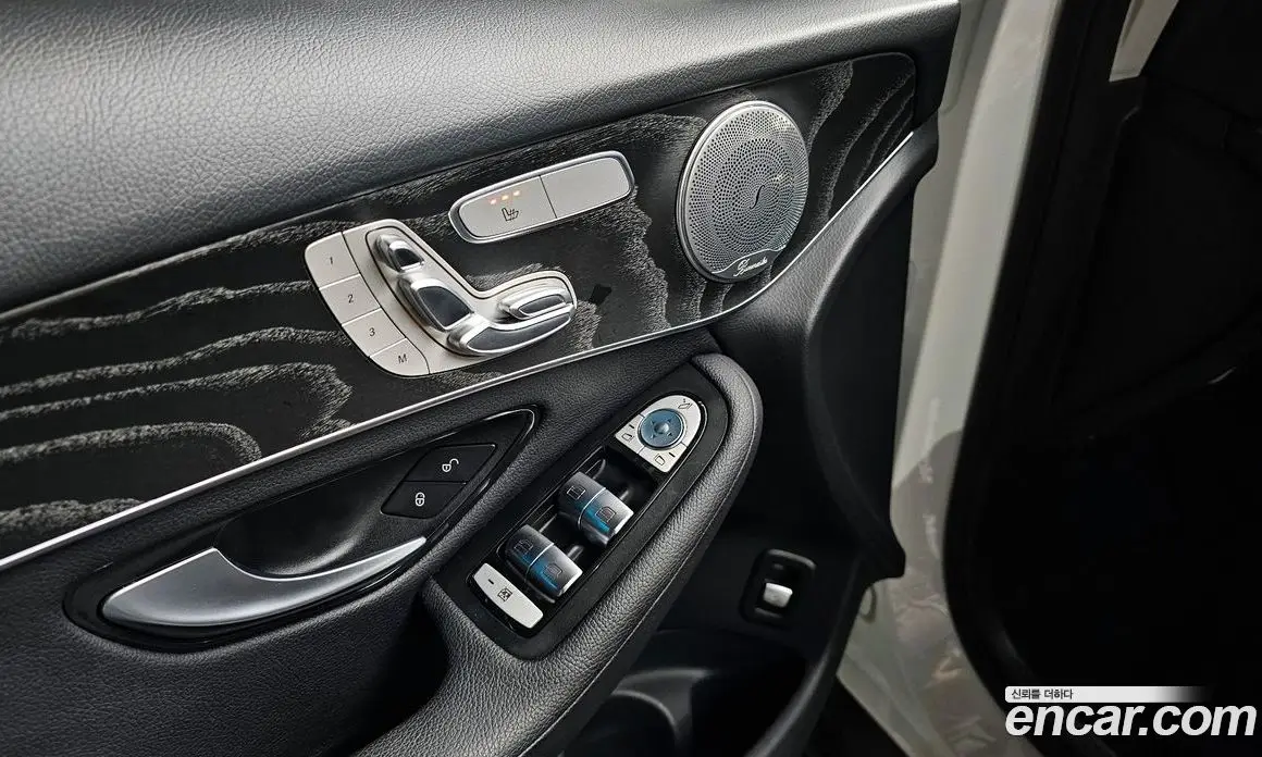 Mercedes-Benz GLC-Class 2019 2.0 автомат (гидро), фото 19