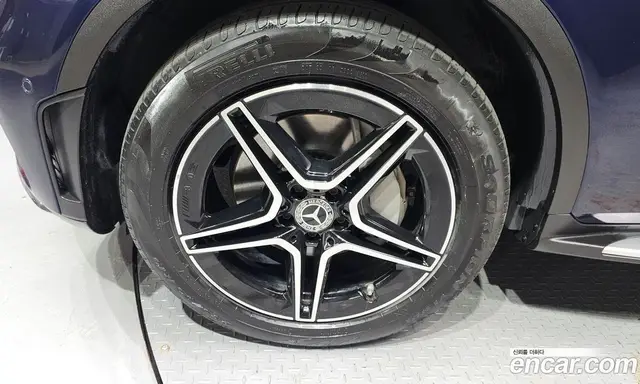 Mercedes-Benz GLC-Class 2023 2.0 автомат (гидро), миниатюра 5