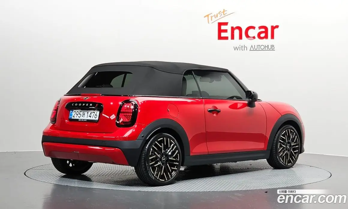 Mini Cooper Convertible 2025 2.0 автомат (гидро), фото 2 Mini Cooper Convertible 2025 2.0 автомат (гидро), фото 2