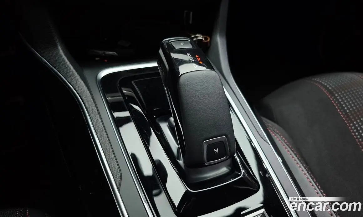 Peugeot 308 2019 1.5 автомат (гидро), фото 12 Peugeot 308 2019 1.5 автомат (гидро), фото 12
