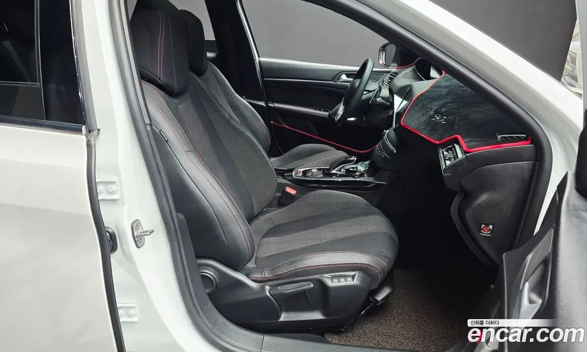 Peugeot 308 2019 1.5 автомат (гидро), фото 18 Peugeot 308 2019 1.5 автомат (гидро), фото 18
