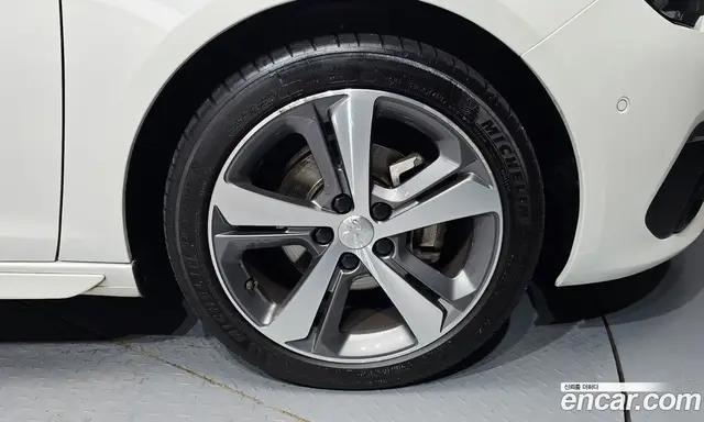 Peugeot 308 2019 1.5 автомат (гидро), миниатюра 7 Peugeot 308 2019 1.5 автомат (гидро), миниатюра 7