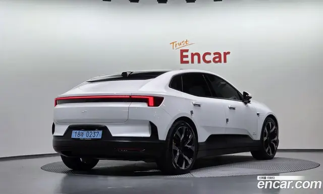Polestar Polestar 4 2025 0.2 автомат (гидро), миниатюра 2