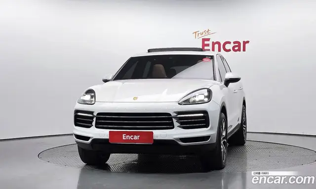 Porsche Cayenne 2019 3.0 автомат (гидро), миниатюра 3