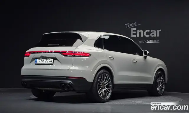 Porsche Cayenne 2022 3.0 автомат (гидро), миниатюра 2