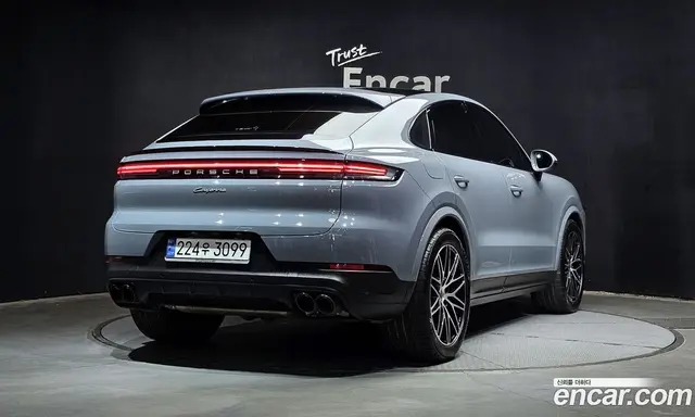 Porsche Cayenne 2024 3.0 автомат (гидро), миниатюра 2