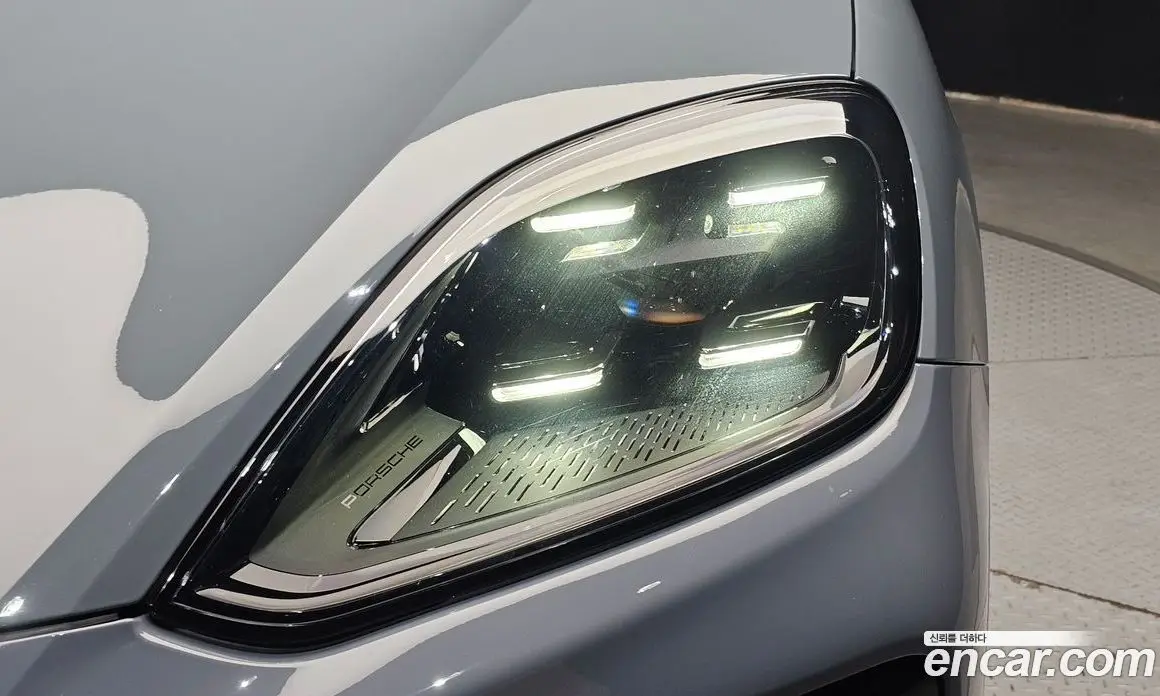 Porsche Cayenne 2024 3.0 автомат (гидро), фото 8