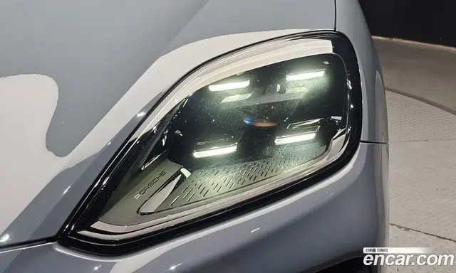 Porsche Cayenne 2024 3.0 автомат (гидро), миниатюра 8